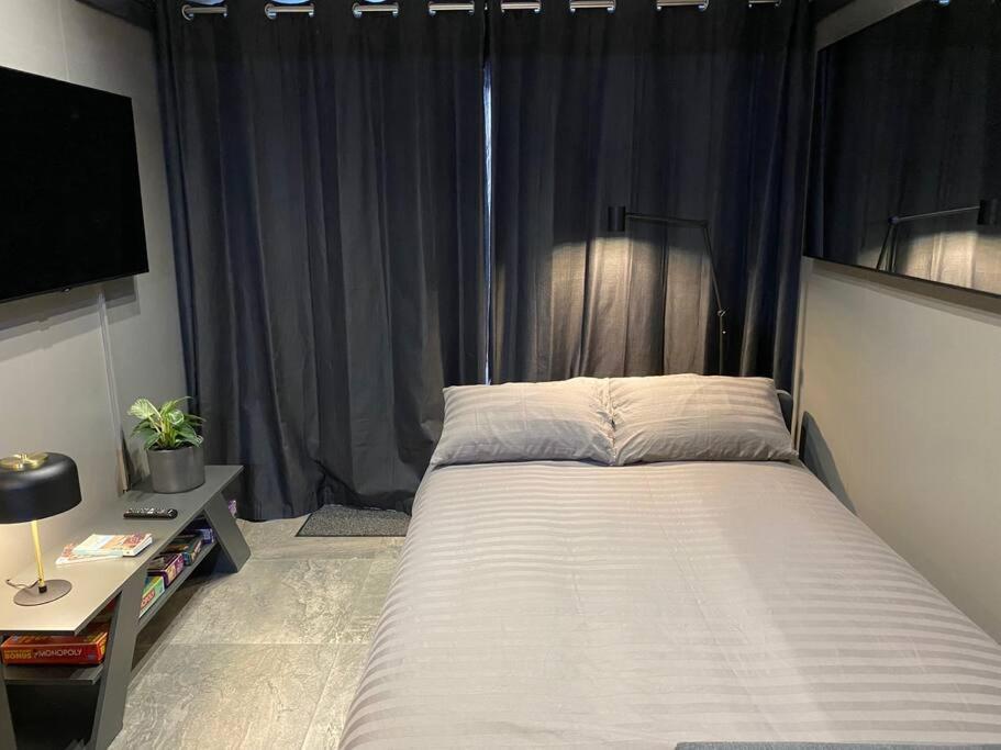 Seascape - Floating Home At Brighton Marina With Free Parking المظهر الخارجي الصورة