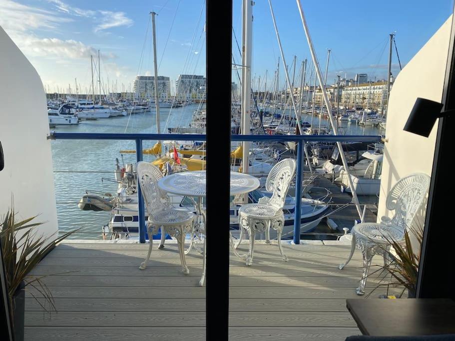 Seascape - Floating Home At Brighton Marina With Free Parking المظهر الخارجي الصورة